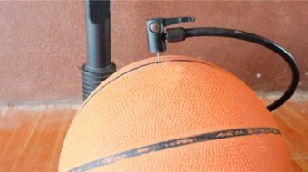 Best Basketball Pump and Needles Review – Hand Pump or Electric Pumps?